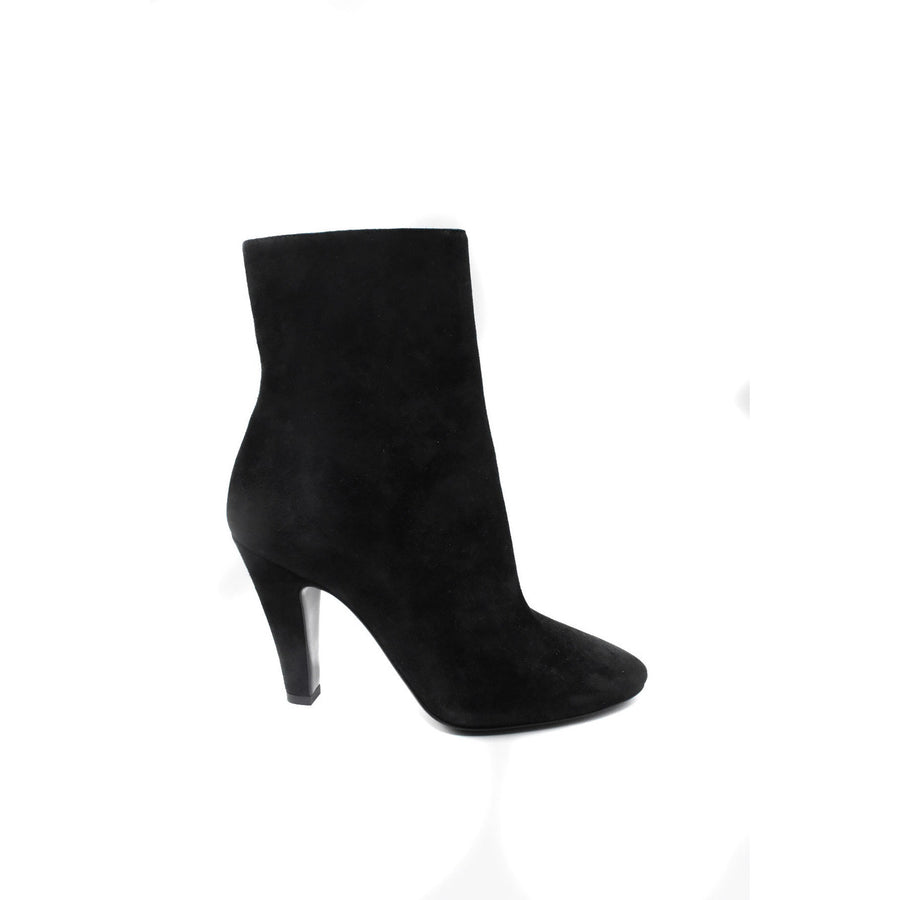 68 Suede Ankle Boots