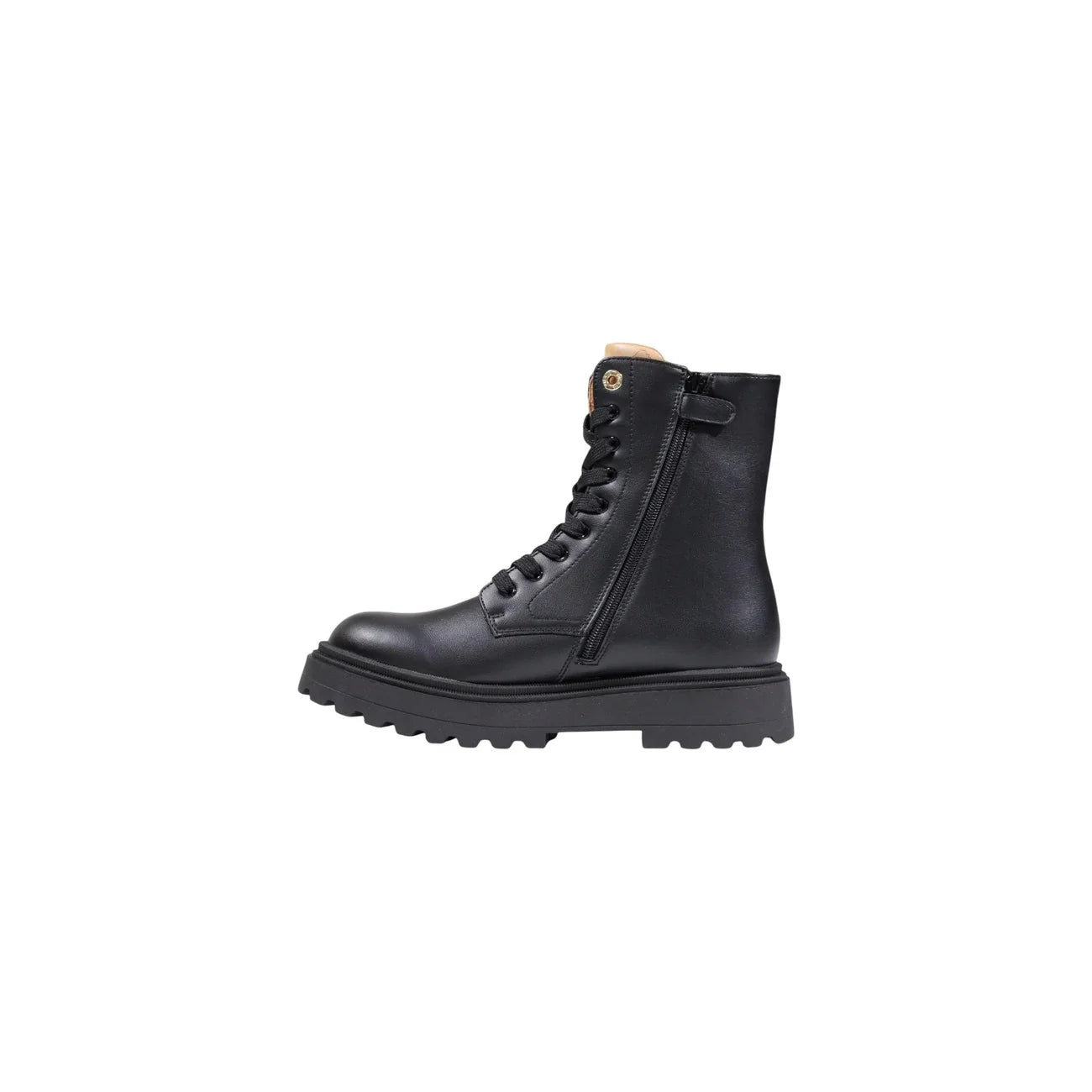 stivaletto nero donna in pelle con lacci, suola carrarmato, moda autunno inverno