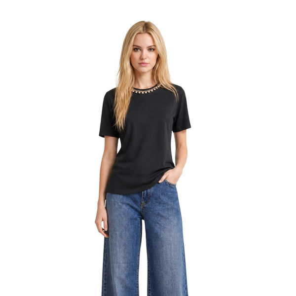 Onlsanja O-Neck Bling Top