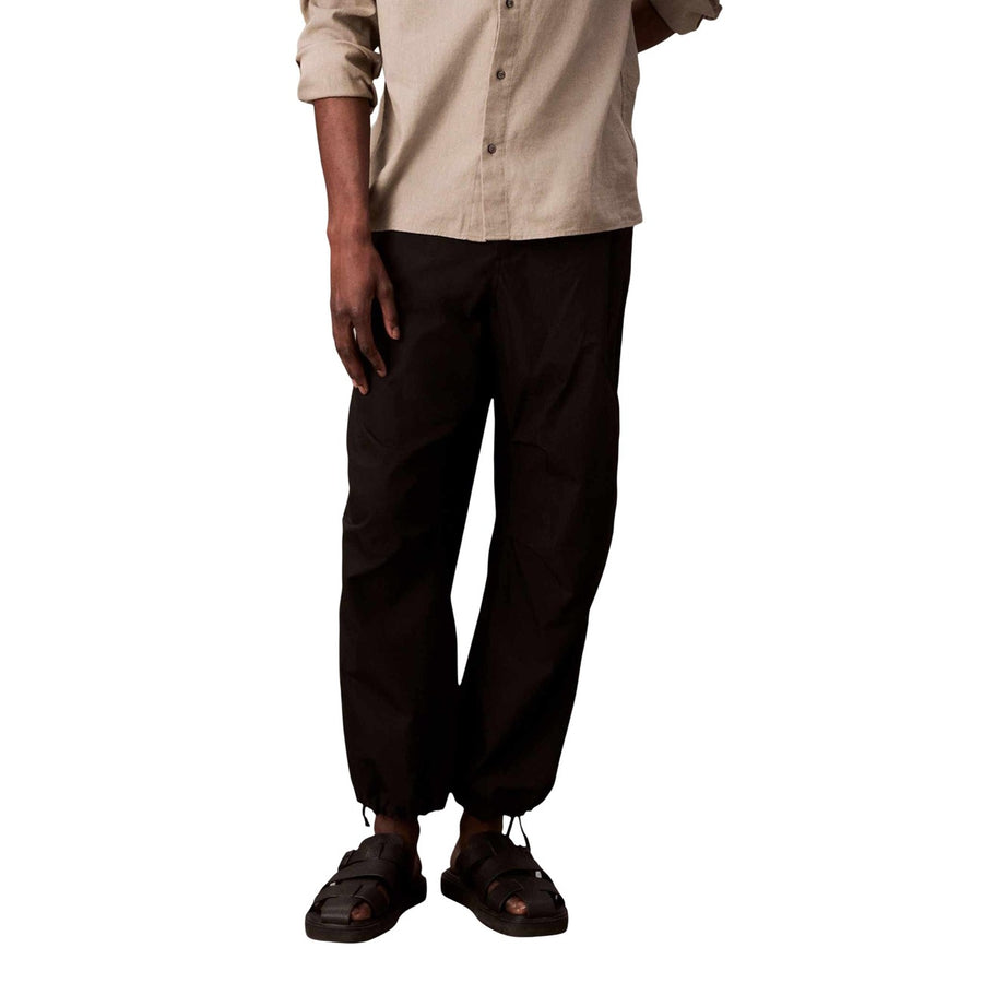 Technical Crinkle Parachute Pants LV04RC606G Pantaloni Uomo