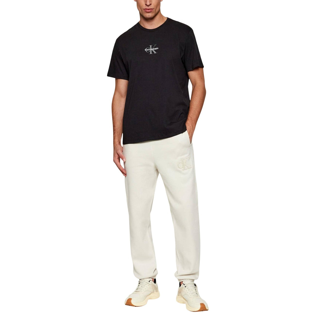 2446236 Calvin Klein Jeans T-shirt Nera Uomo