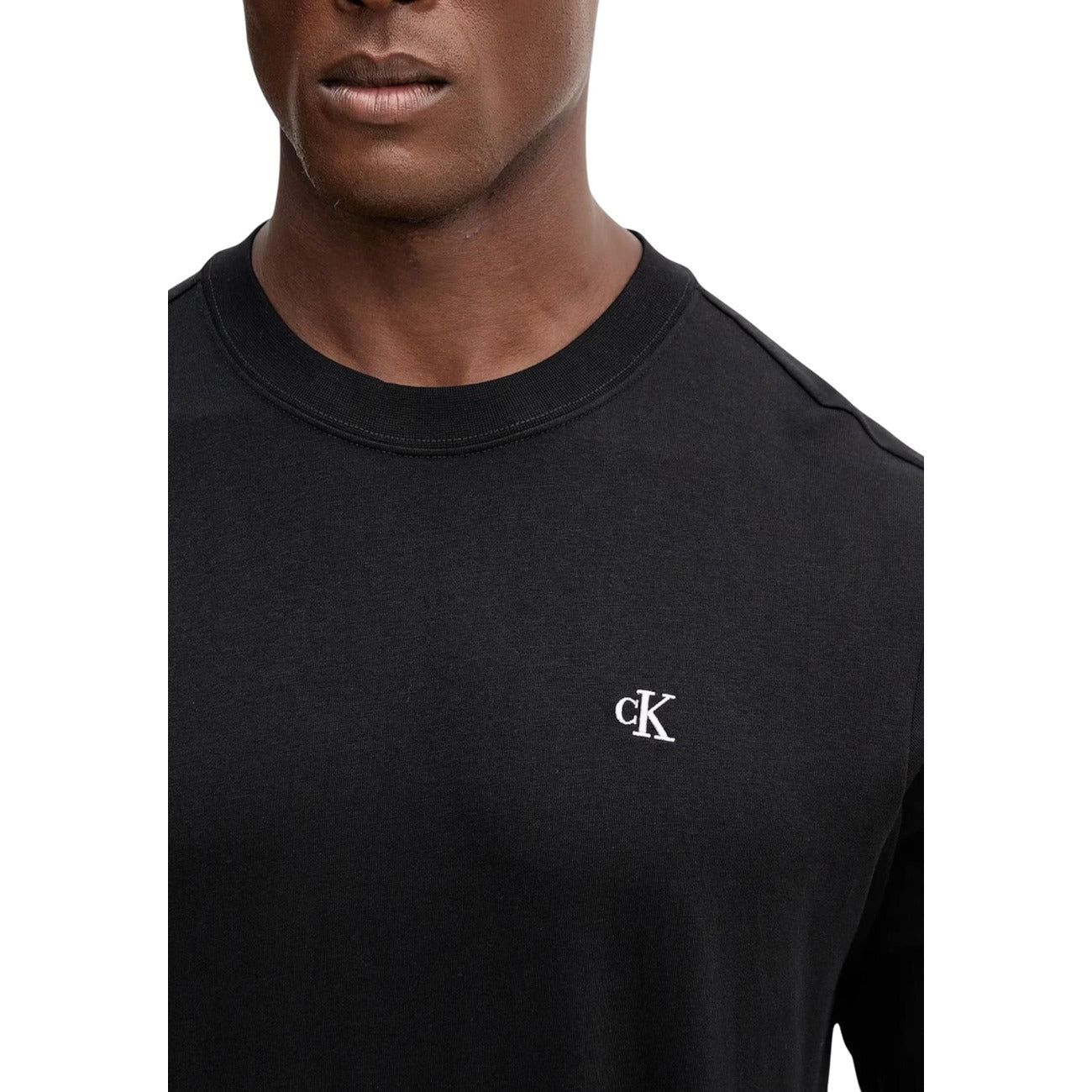 2447516 Calvin Klein Jeans T-shirt Nera Maniche Lunghe Uomo