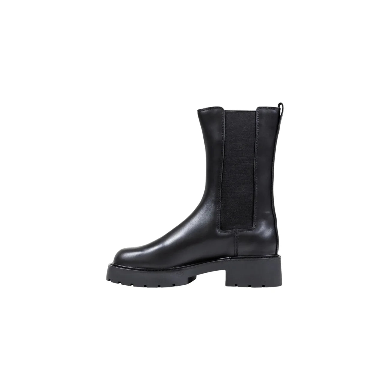 Stivaletto Chelsea nero donna in pelle con suola carrarmato, moda autunno inverno.