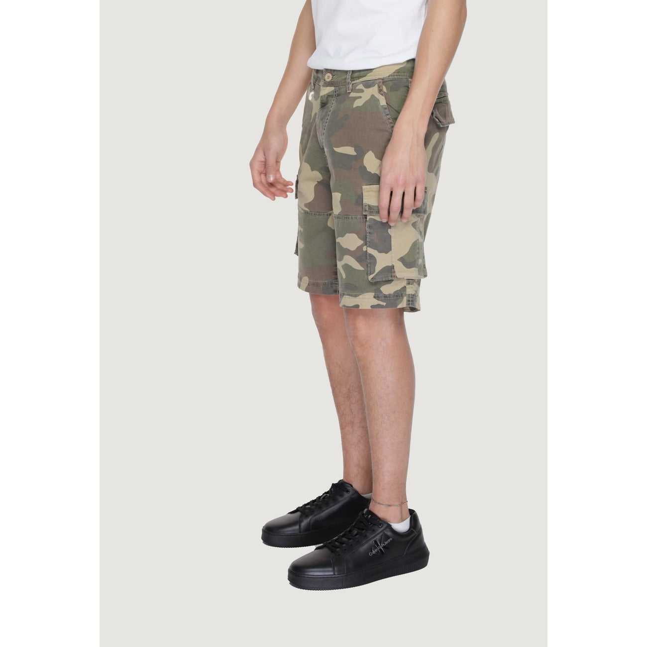 2231513 U.S. Polo Assn. Bermuda Beige Militare Multipocket Uomo