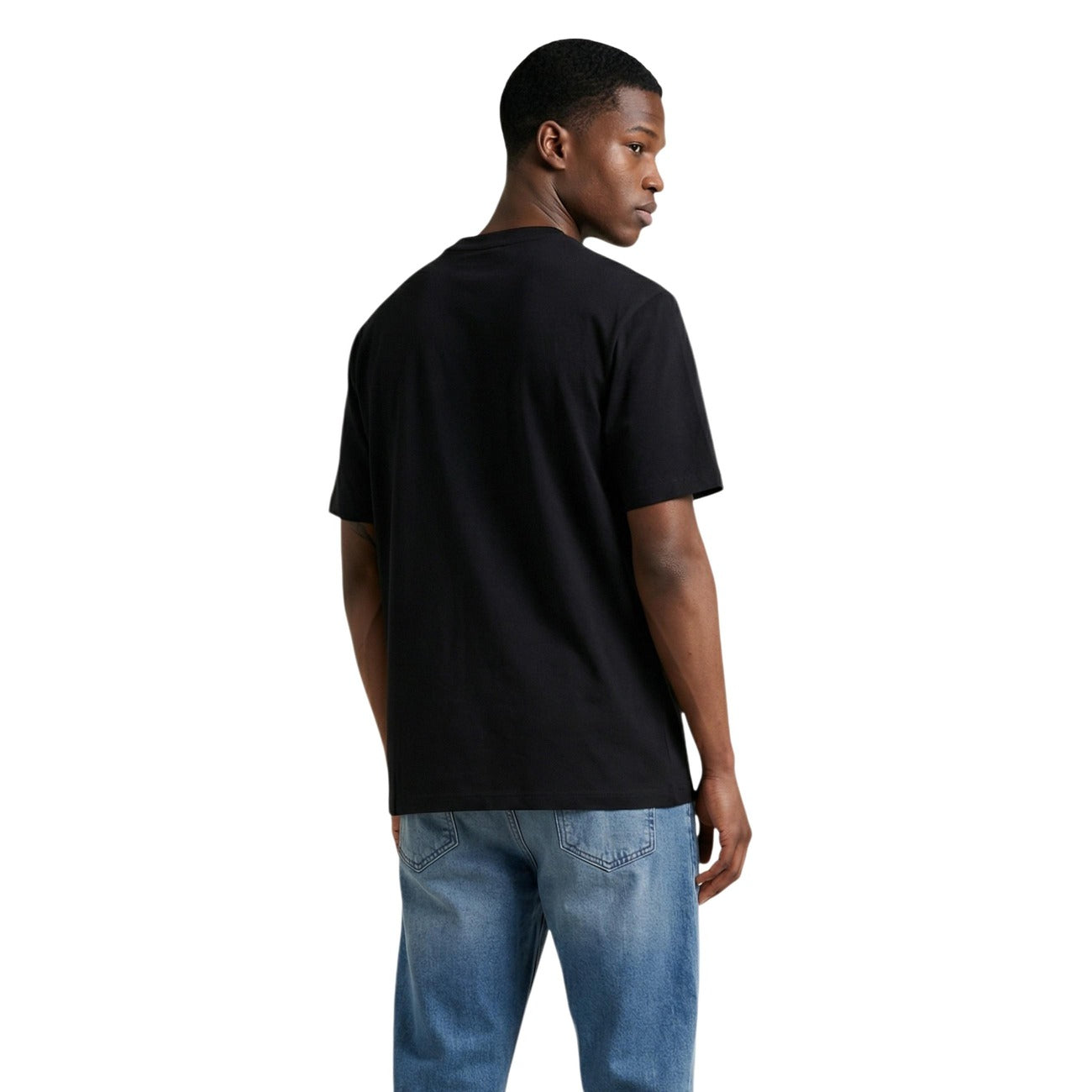 2452818 New Balance T-Shirt Nero Uomo