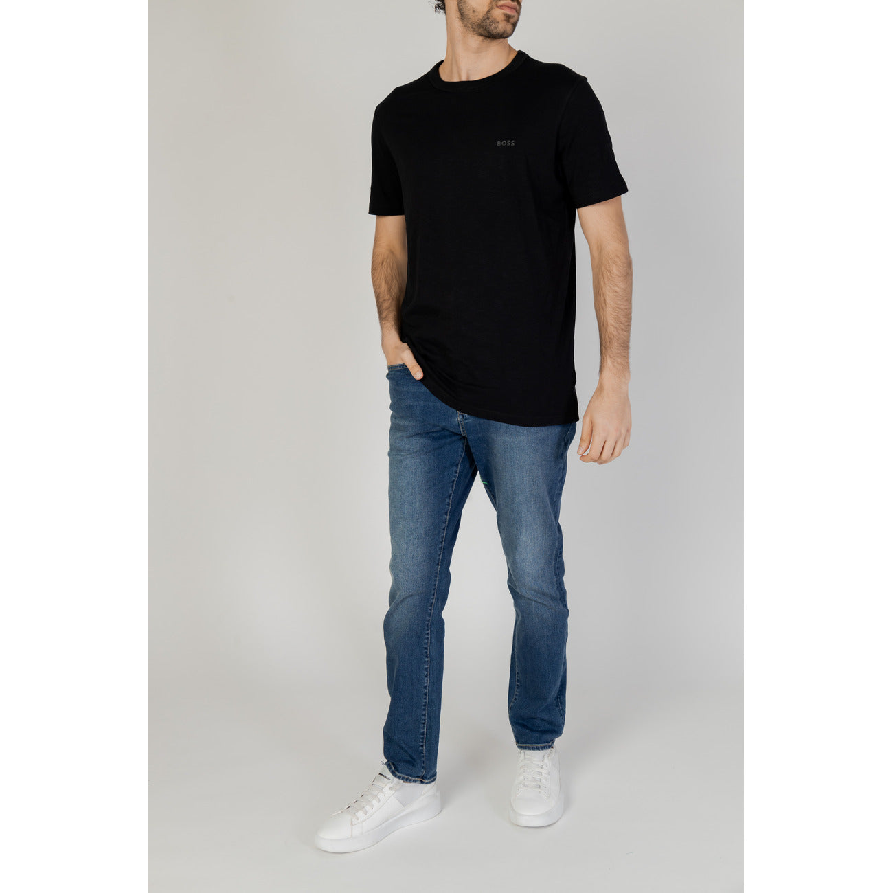 2215584 Boss T-Shirt Nero Stampa Uomo