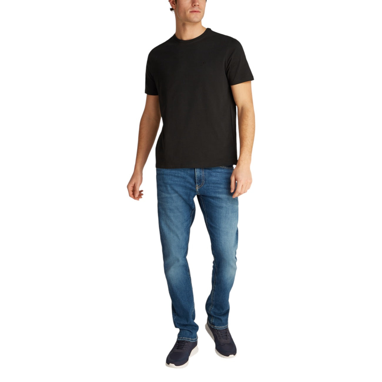 2417348 Calvin Klein Jeans T-Shirt Nera Uomo