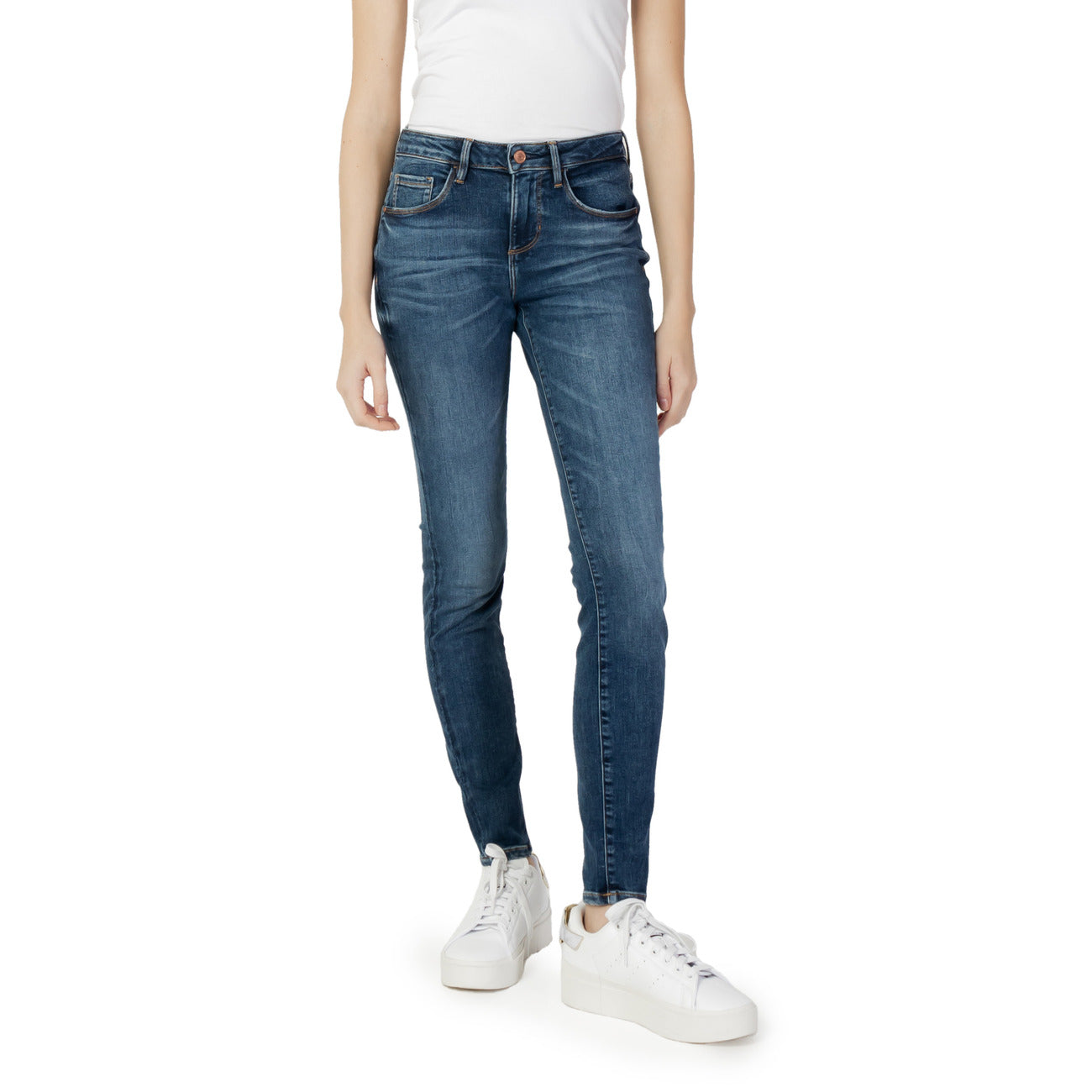348194 Guess Jeans Blu Effetto Consumato Donna
