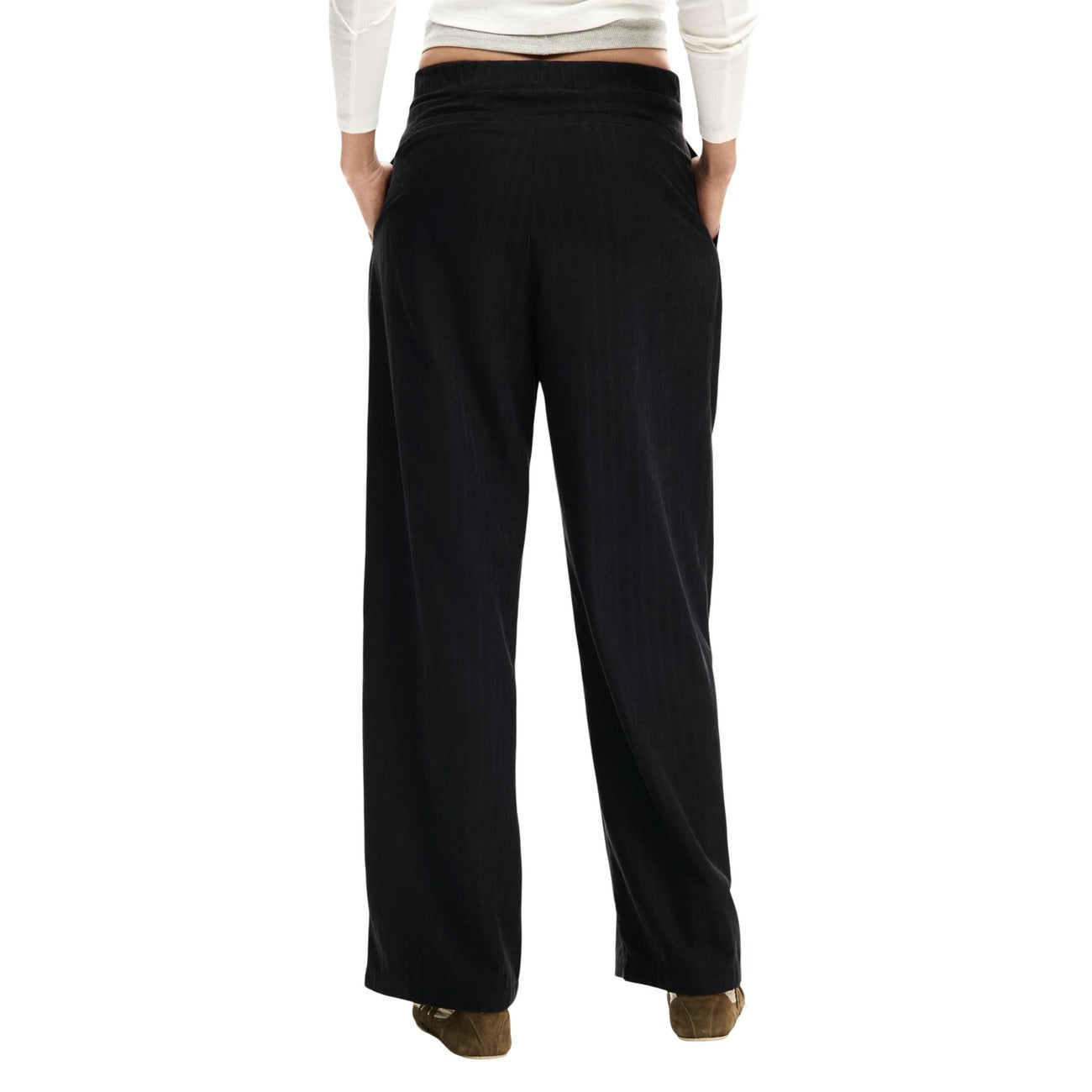 2450911 Desigual Pantaloni Donna