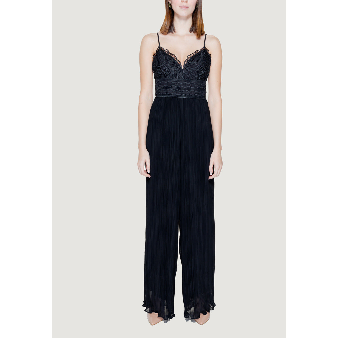 474043 Guess Tuta Nero Donna Primavera/Estate