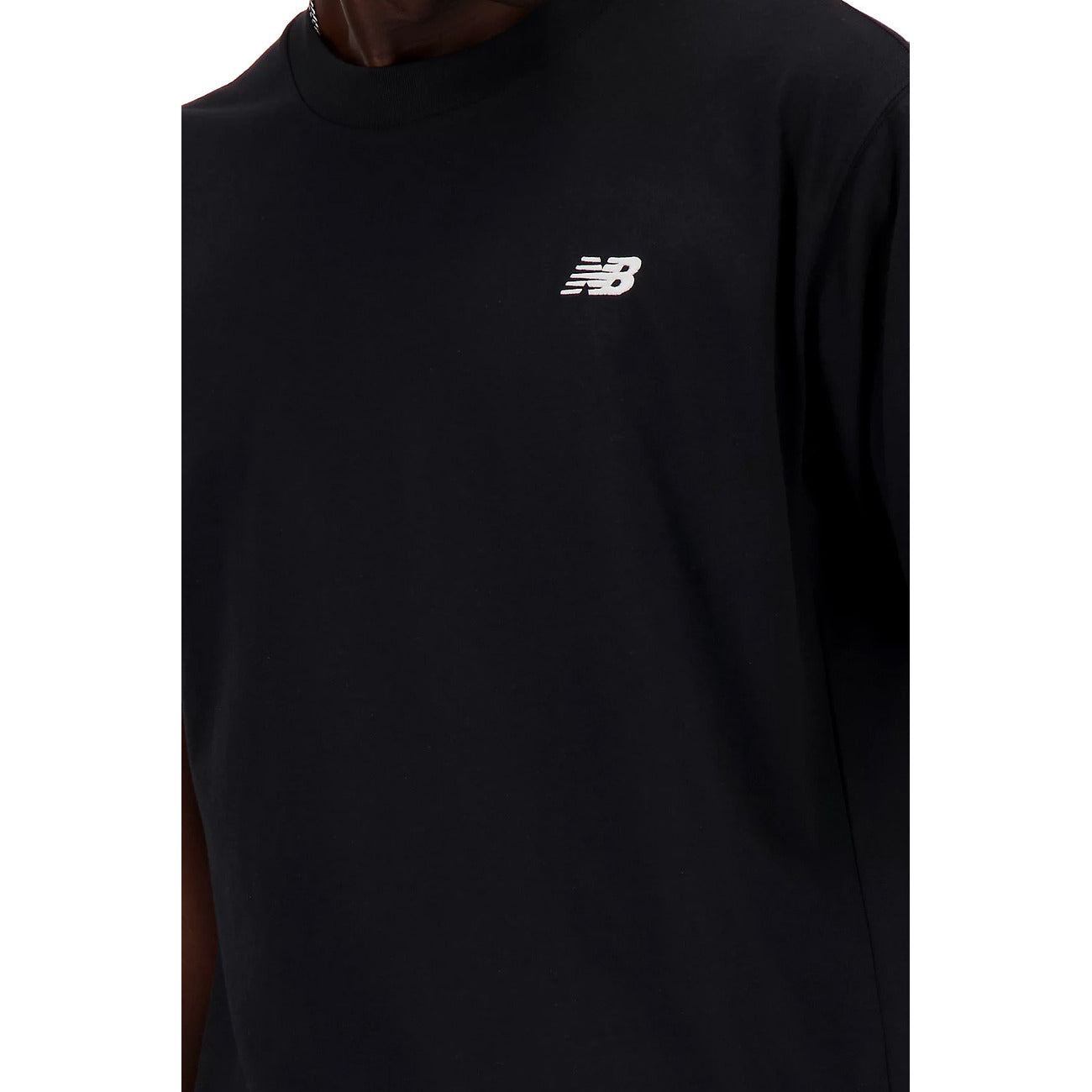 2237140 New Balance T-Shirt Nero Monocromo Uomo