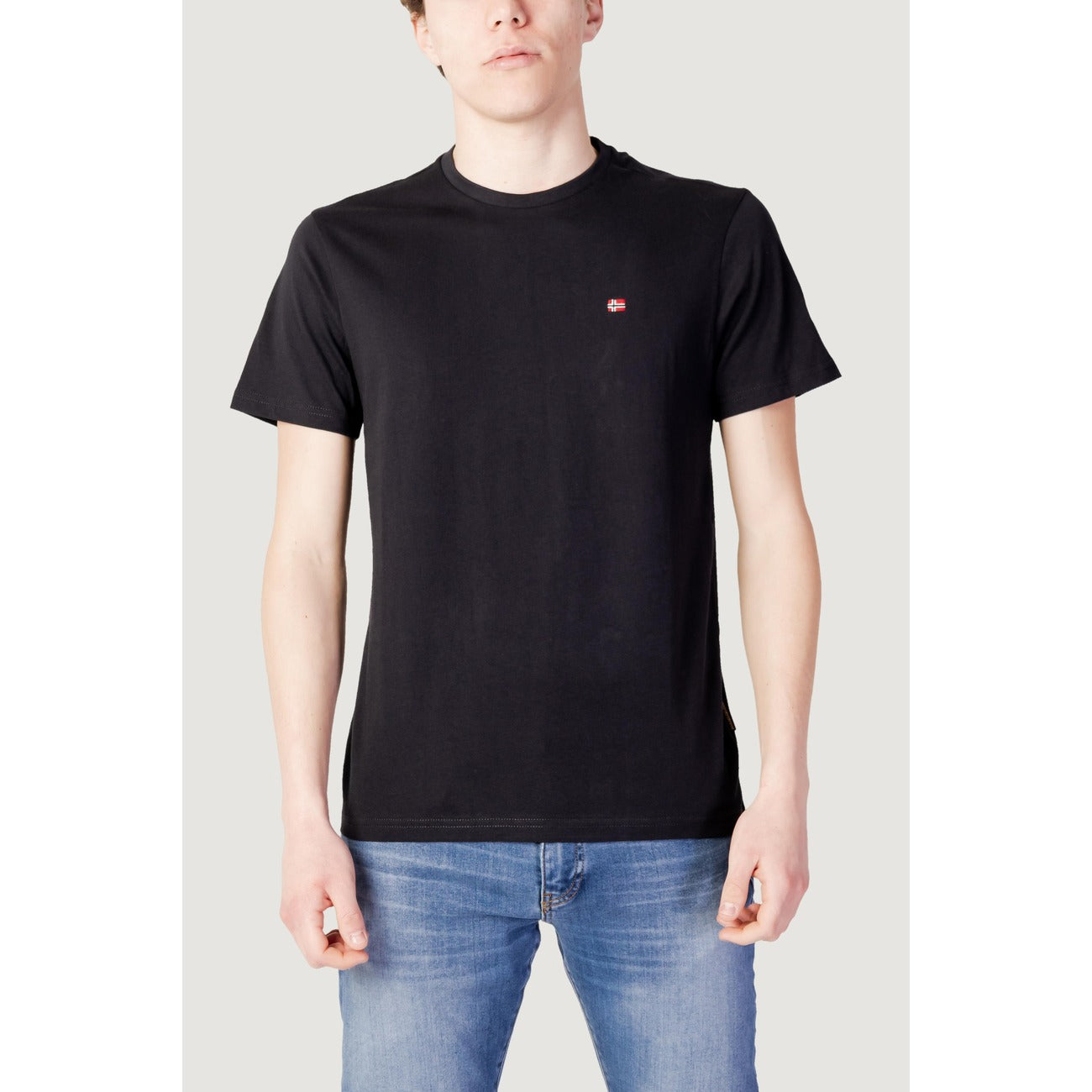 2411943 Napapijri T-Shirt Nera Monocromo Uomo