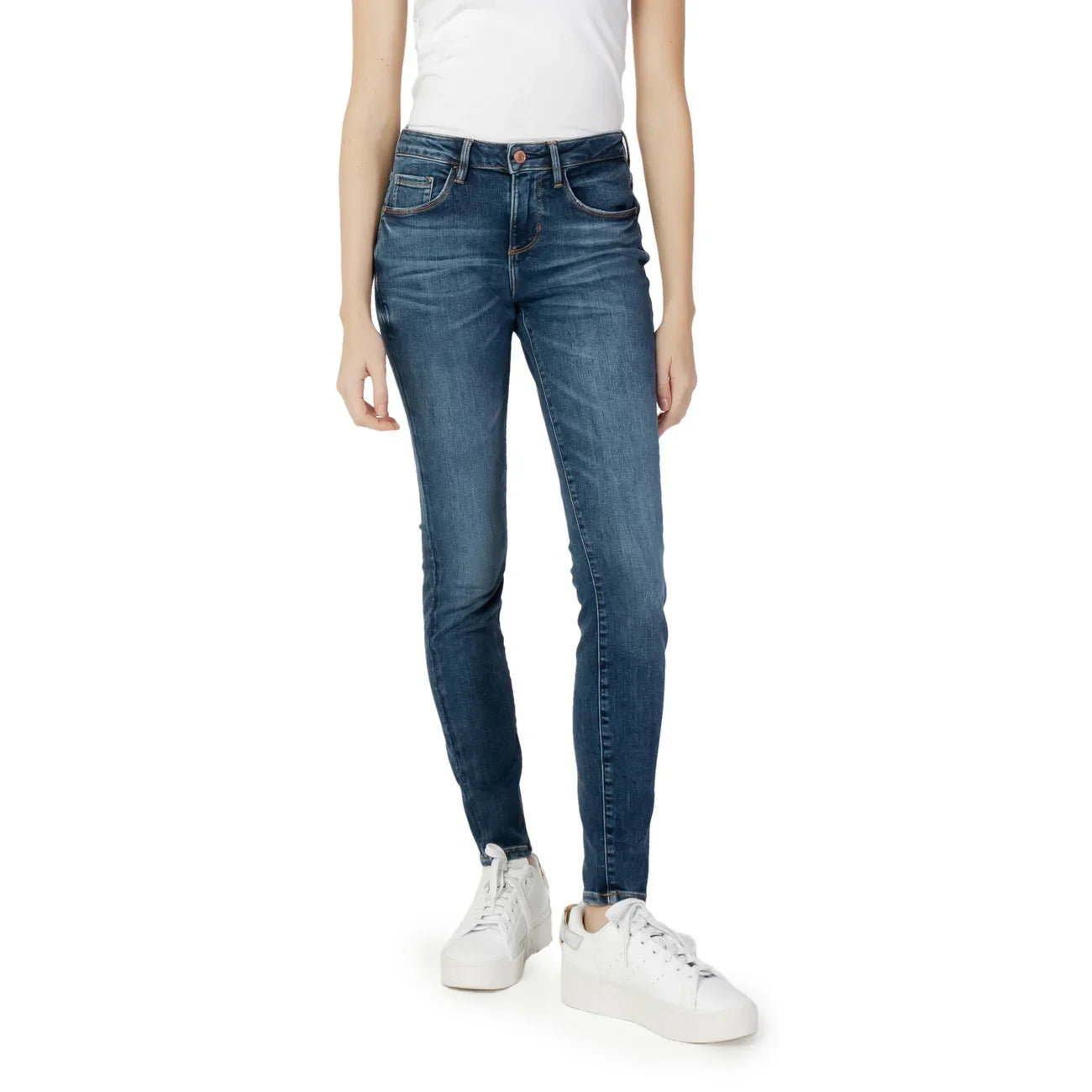 348194 Guess Jeans Blu Effetto Consumato Donna