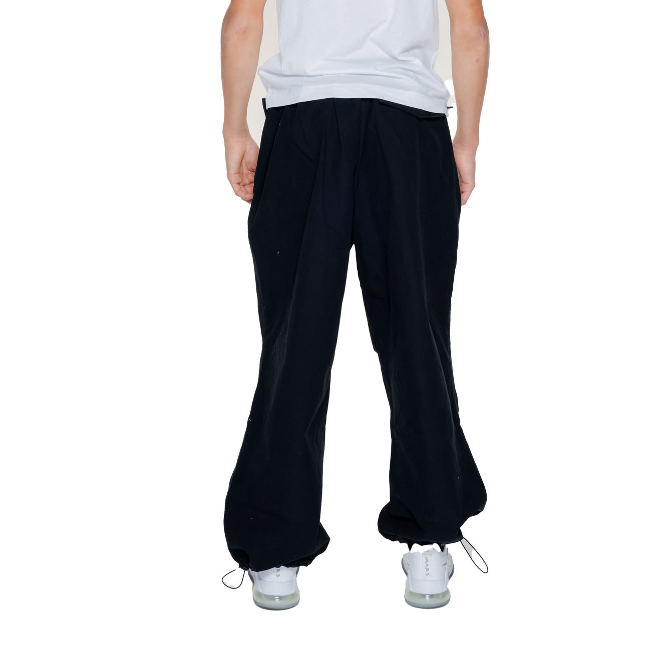 2252516 Karl Kani Pantaloni Nero Uomo