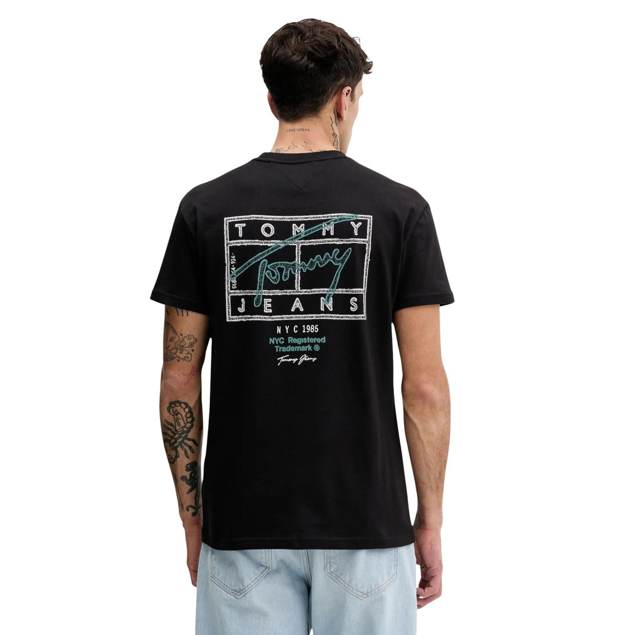 2447484 Tommy Hilfiger Jeans T-shirt Nera Stampa Cotone Organico Uomo