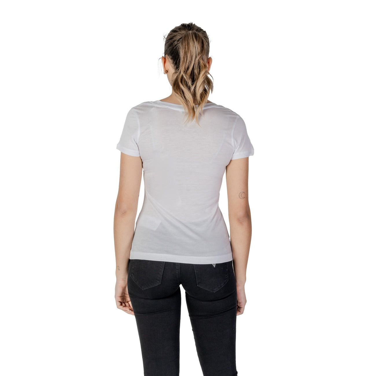 482844 Guess T-Shirt Bianca Scollo V Donna