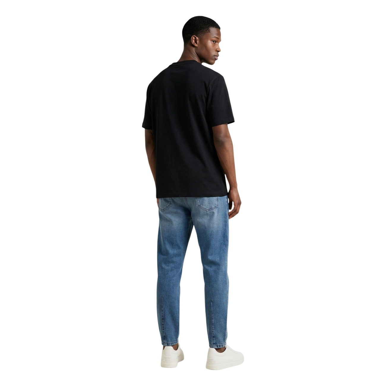 2452818 New Balance T-Shirt Nero Uomo
