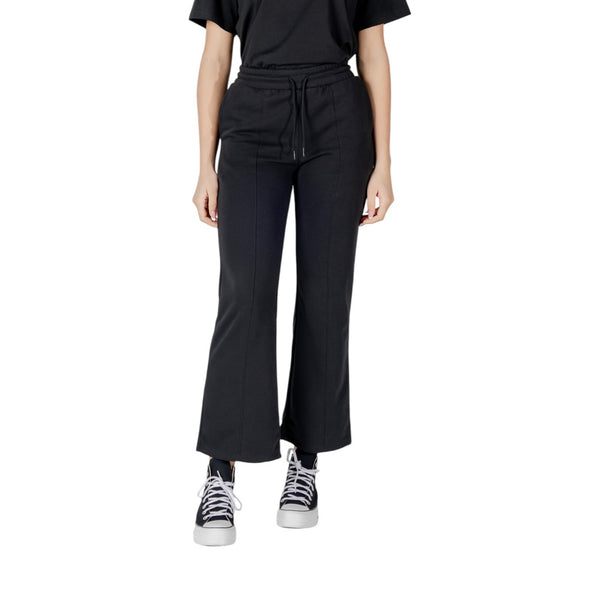 - Converse Pantaloni Donna